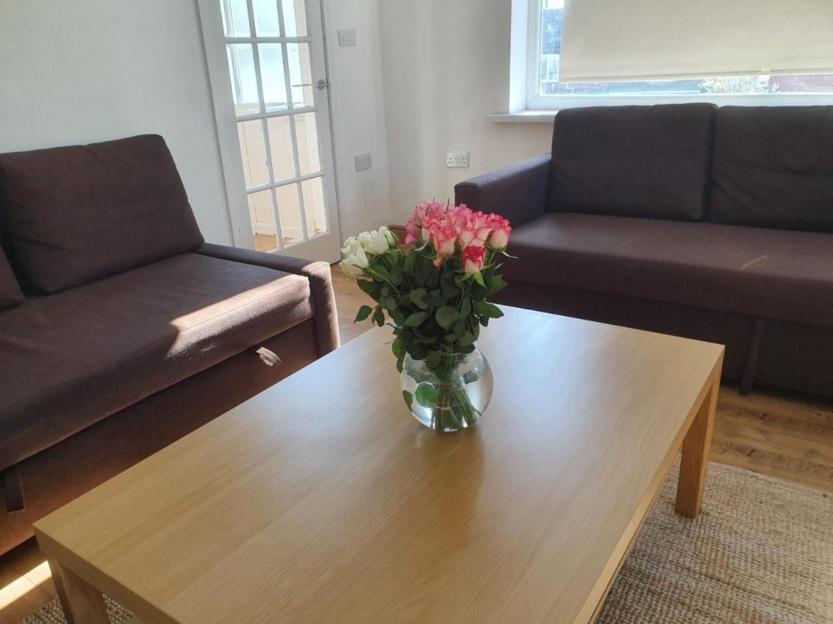 דירות מנצ'סטר Beautiful House In The Heart Of A Golf Course. מראה חיצוני תמונה